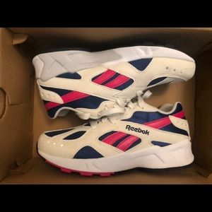 Womens Reebok Aztrek Classic Size 5